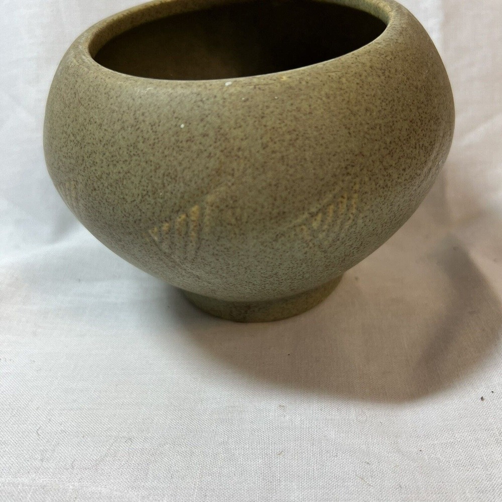 Vintage McCoy Floraline 415 Green Speckled Matte Pottery Planter Vase USA 1960s
